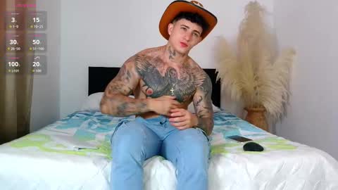 Snapshot of angel_boy01 chatting on October 2025 09:31:02 PM angel_boy01 online show from October 2025 09:31:02 PM