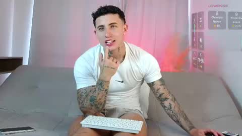 angel_boy01 online show from June 2026 05:40:02 PM