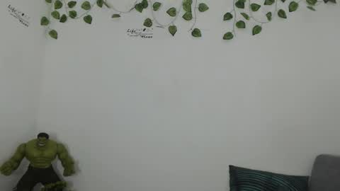 Snapshot of angel_curl chatting on November 2025 09:48:01 PM Angel Curl online show from November 2025 09:48:01 PM