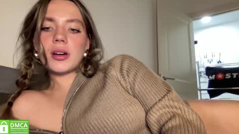 Snapshot of angel_from_sky chatting on December 2024 03:05:01 PM Greetings Jess online show from December 2024 03:05:01 PM