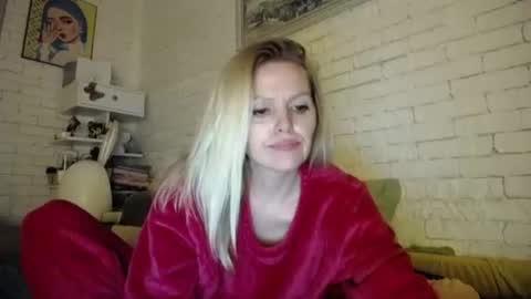 Snapshot of angel_girllovemy chatting on February 2025 05:59:01 PM ANGEL online show from February 2025 05:59:01 PM