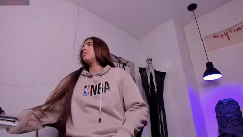 angel hardy online show from October 2025 12:07:02 PM