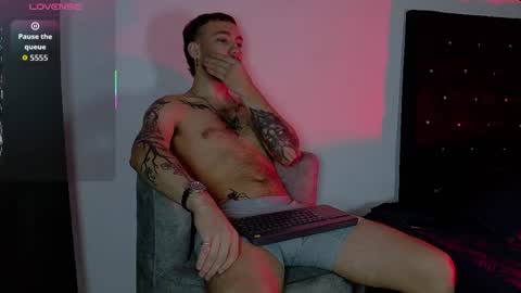 Snapshot of angel_kyrozz chatting on April 2026 07:09:01 PM angel_kyrozz online show from April 2026 07:09:01 PM