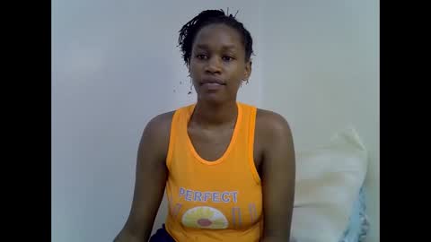 Snapshot of angel_mia5 chatting on December 2025 10:09:01 AM angel_mia5 online show from December 2025 10:09:01 AM