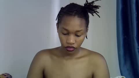 Snapshot of angel_mia5 chatting on May 2026 11:49:01 AM angel_mia5 online show from May 2026 11:49:01 AM
