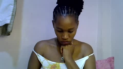 Snapshot of angel_mia5 chatting on July 2026 12:48:02 PM angel_mia5 online show from July 2026 12:48:02 PM