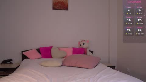 angel_quincy online show from December 2025 02:45:02 PM