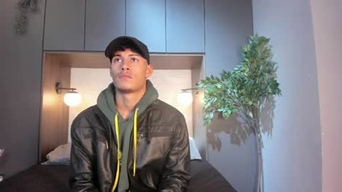Snapshot of angel_silva_ chatting on April 2026 12:07:02 PM Angel online show from April 2026 12:07:02 PM