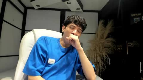 Angel online show from May 2026 01:27:01 PM