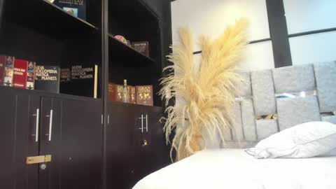 Angel online show from May 2026 04:04:02 PM