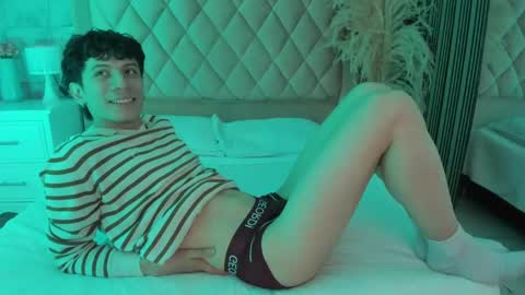 Angel online show from May 2026 04:51:01 AM