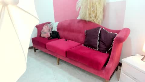 angel_velvet_ online show from October 2025 12:28:01 PM