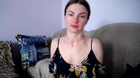 Zoe online show from September 2025 08:03:01 AM