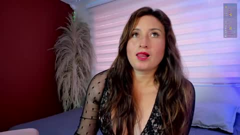 Snapshot of angela_fiory chatting on May 2026 04:47:01 PM Ange online show from May 2026 04:47:01 PM