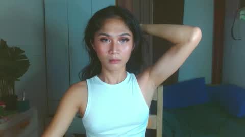 Snapshot of angela_mccollins chatting on December 2024 03:37:02 AM angela online show from December 2024 03:37:02 AM