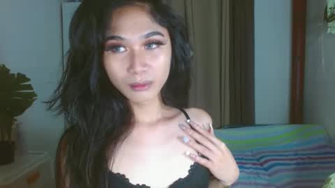 Snapshot of angela_mccollins chatting on January 2025 09:45:01 PM angela online show from January 2025 09:45:01 PM