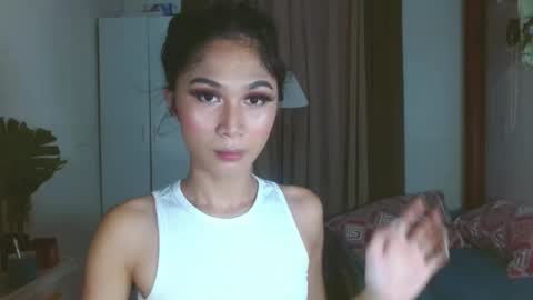 Snapshot of angela_mccollins chatting on February 2025 03:22:01 AM angela online show from February 2025 03:22:01 AM