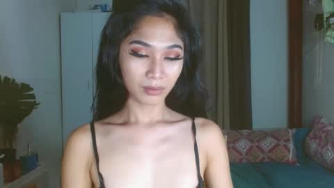 Snapshot of angela_mccollins chatting on February 2025 09:36:01 PM angela online show from February 2025 09:36:01 PM