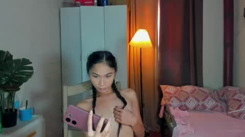 Snapshot of angela_mccollins chatting on September 2025 12:12:01 AM angela online show from September 2025 12:12:01 AM