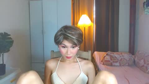 Snapshot of angela_mccollins chatting on October 2025 12:20:01 AM angela online show from October 2025 12:20:01 AM