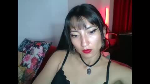  Angela  online show from September 2025 05:25:01 PM