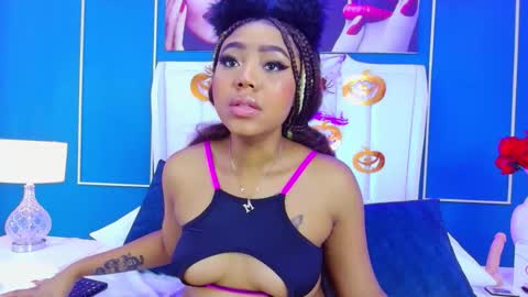 Snapshot of angela_robert chatting on October 2025 04:27:01 AM Angela Roberts online show from October 2025 04:27:01 AM