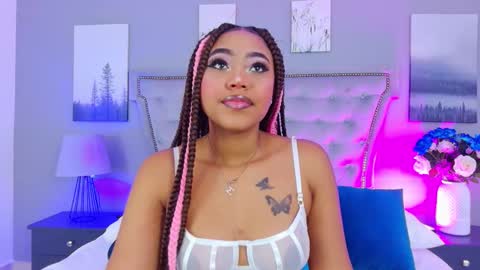 Snapshot of angela_robert chatting on December 2025 04:43:02 AM Angela Roberts online show from December 2025 04:43:02 AM