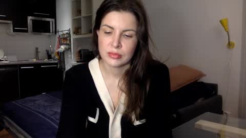 Snapshot of angeladarkk chatting on December 2024 08:18:01 PM Angela online show from December 2024 08:18:01 PM