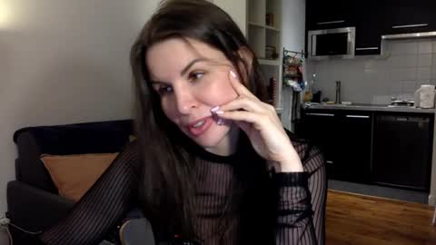 Snapshot of angeladarkk chatting on February 2025 12:41:01 AM Angela online show from February 2025 12:41:01 AM