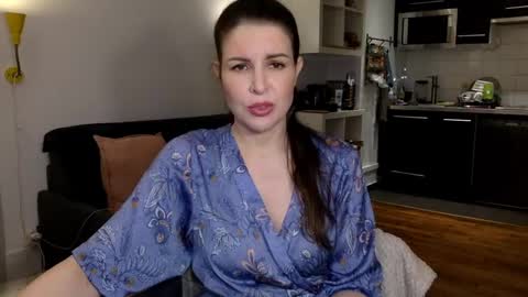 Snapshot of angeladarkk chatting on February 2025 09:14:02 PM Angela online show from February 2025 09:14:02 PM