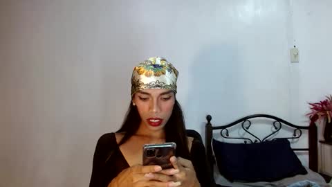 Snapshot of angelamonroe chatting on January 2025 01:05:01 PM SENORITA online show from January 2025 01:05:01 PM