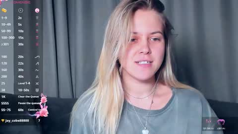 Darsi Anty online show from November 2025 03:12:02 PM