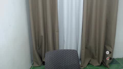 Snapshot of angelari_slut chatting on March 2025 12:00:01 AM angelari_slut online show from March 2025 12:00:01 AM