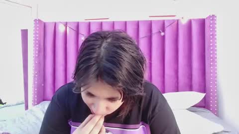  Angela  online show from October 2025 02:55:02 AM