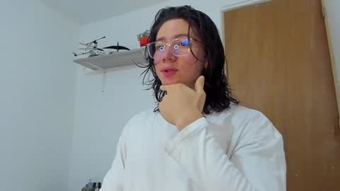 Angel Bennet online show from February 2025 03:00:02 AM