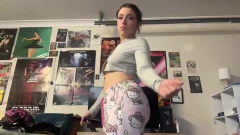 venellope888 online show from October 2025 02:09:01 AM
