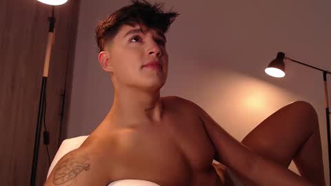 Snapshot of angelcossio chatting on February 2025 10:15:02 PM Angel online show from February 2025 10:15:02 PM