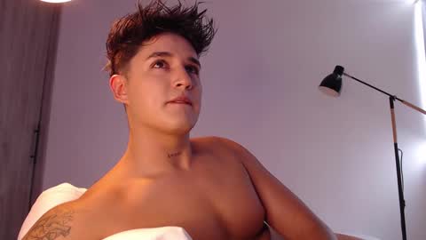 Snapshot of angelcossio chatting on September 2025 08:09:02 PM Angel online show from September 2025 08:09:02 PM