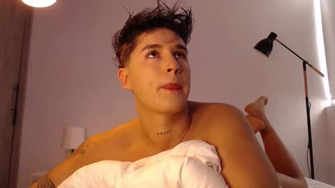 Snapshot of angelcossio chatting on September 2025 09:25:02 PM Angel online show from September 2025 09:25:02 PM