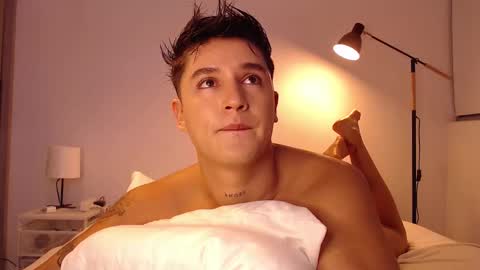 Snapshot of angelcossio chatting on October 2025 12:24:02 AM Angel online show from October 2025 12:24:02 AM