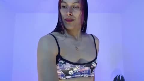 Snapshot of angele_johnson chatting on October 2025 09:23:02 PM angele online show from October 2025 09:23:02 PM