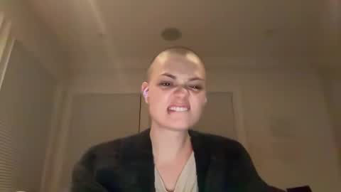 Snapshot of angeleleven11 chatting on January 2025 07:41:01 AM angeleleven11 online show from January 2025 07:41:01 AM