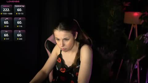 Snapshot of angeles_08 chatting on June 2026 10:39:02 AM Angel online show from June 2026 10:39:02 AM