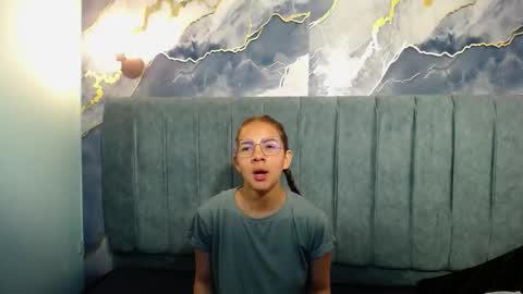 Snapshot of angeles_azul chatting on October 2025 01:51:02 PM angel online show from October 2025 01:51:02 PM