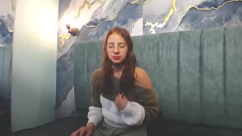 Snapshot of angeles_azul chatting on October 2025 03:24:02 PM angel online show from October 2025 03:24:02 PM