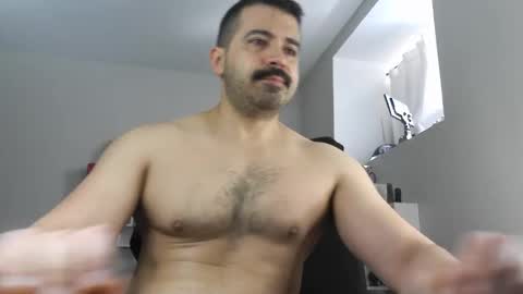 Angel Fusco online show from April 2026 03:04:02 PM