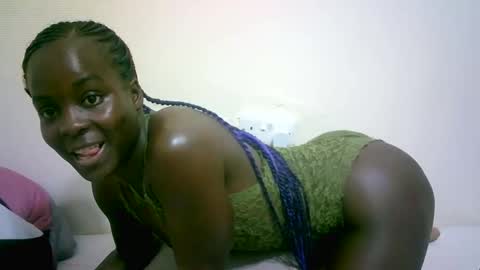 Snapshot of angelgodess30 chatting on December 2025 10:00:02 AM Angle online show from December 2025 10:00:02 AM