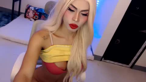 Snapshot of angelic_face_808 chatting on June 2026 02:50:02 AM DIVINE ANGEL online show from June 2026 02:50:02 AM