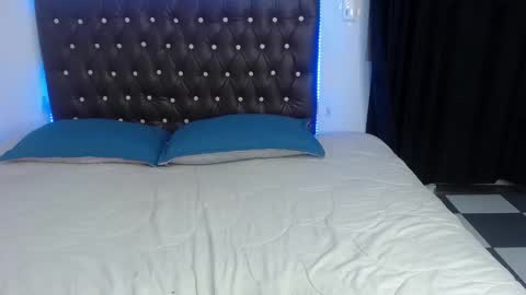 C A L L    M E   A N G E L online show from October 2025 08:49:02 PM