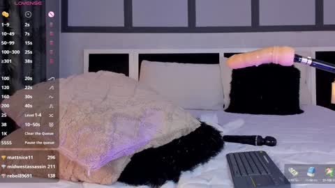 Snapshot of angelica_soft chatting on February 2025 11:34:02 PM U can call me Angel online show from February 2025 11:34:02 PM